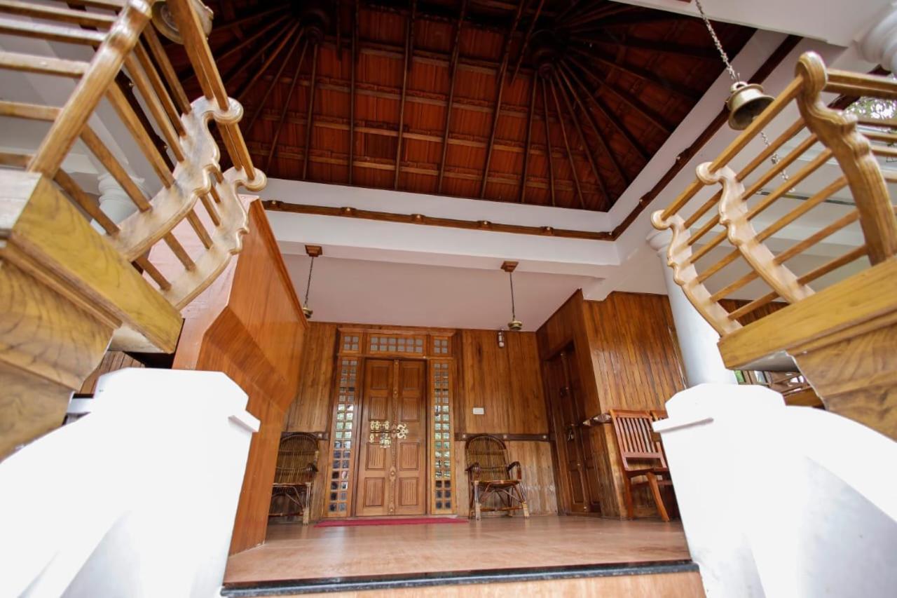 טקאדי Periyar Heritage מראה חיצוני תמונה